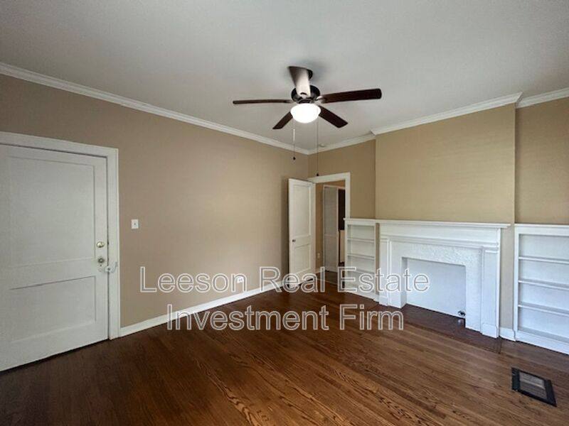 Apartment for rent at 810 Rutherford St #A, Shreveport, LA 71104