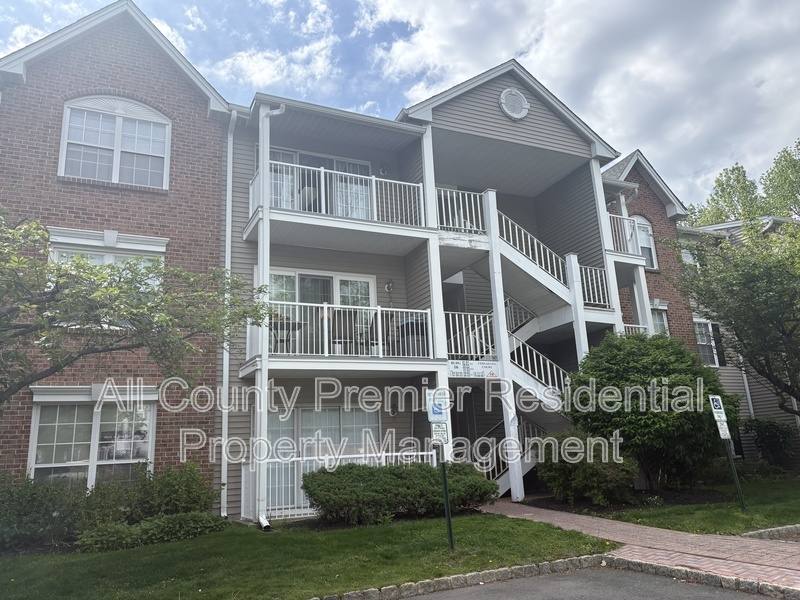 Condo for rent at 60 Versailles Court, Trenton, NJ 08690