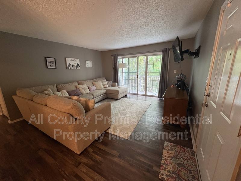 Condo for rent at 60 Versailles Court, Trenton, NJ 08690