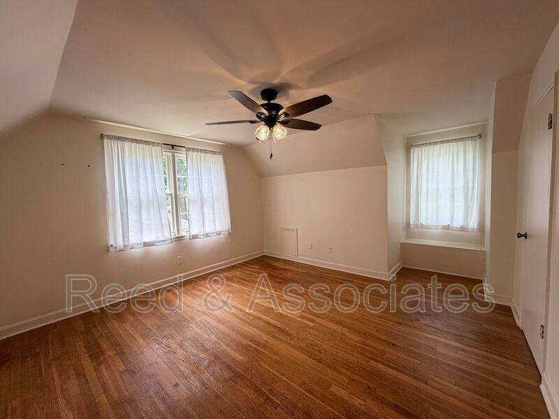 House for rent at 2520 Moore Rd, Germantown, TN 38138