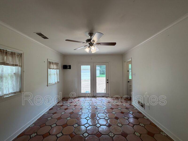House for rent at 2520 Moore Rd, Germantown, TN 38138