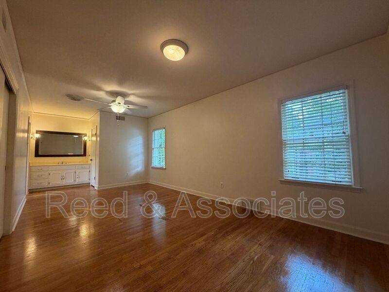 House for rent at 2520 Moore Rd, Germantown, TN 38138