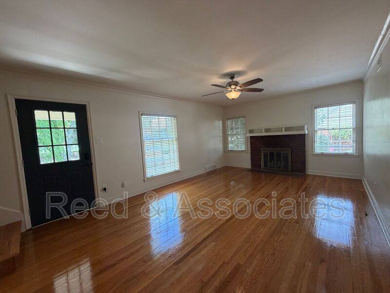 House for rent at 2520 Moore Rd, Germantown, TN 38138