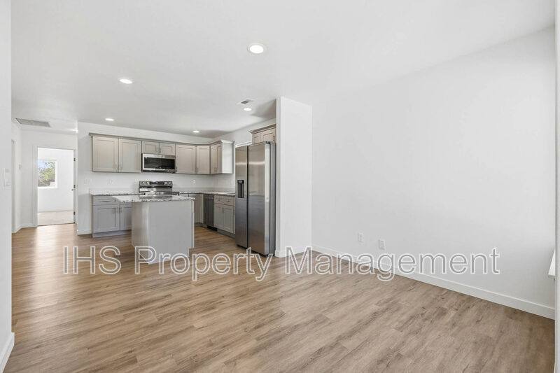 House for rent at 714 W 13th St #A, Benton City, WA 99320