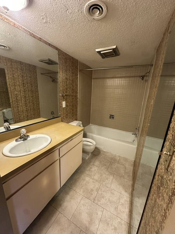 Condo for rent at 1855 Poplar Woods Circle W - 1 #303, Germantown, TN 38138