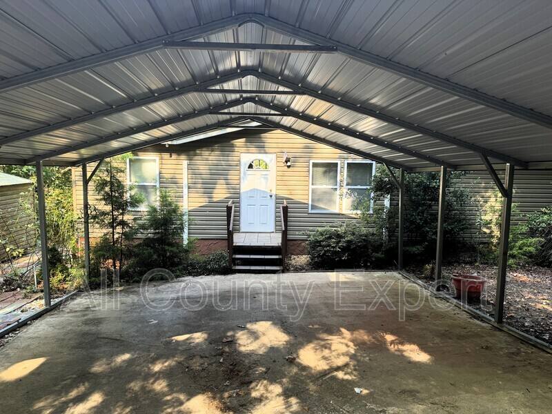 House for rent at 3528 Trahylita Place, Gainesville, GA 30506