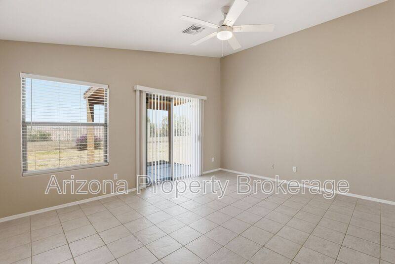 House for rent at 8118 N 112th Ave, Peoria, AZ 85345