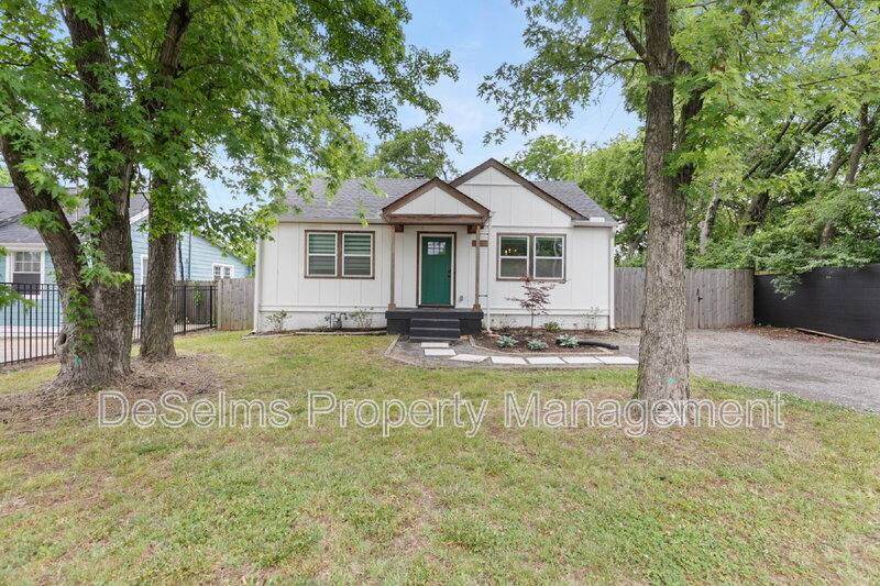House for rent at 927 Chickasaw Ave, Nashville, TN 37207