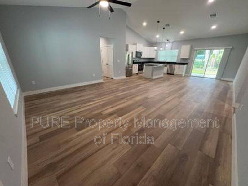 House for rent at 6001 SE 4th Place, Ocala, FL 34472