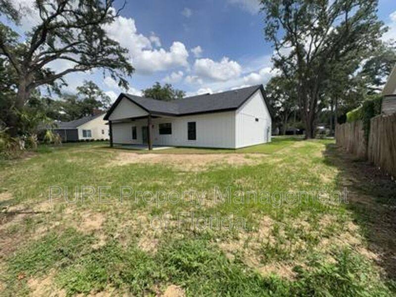 House for rent at 6001 SE 4th Place, Ocala, FL 34472