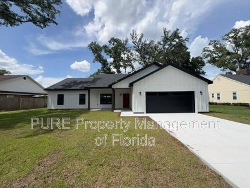 House for rent at 6001 SE 4th Place, Ocala, FL 34472