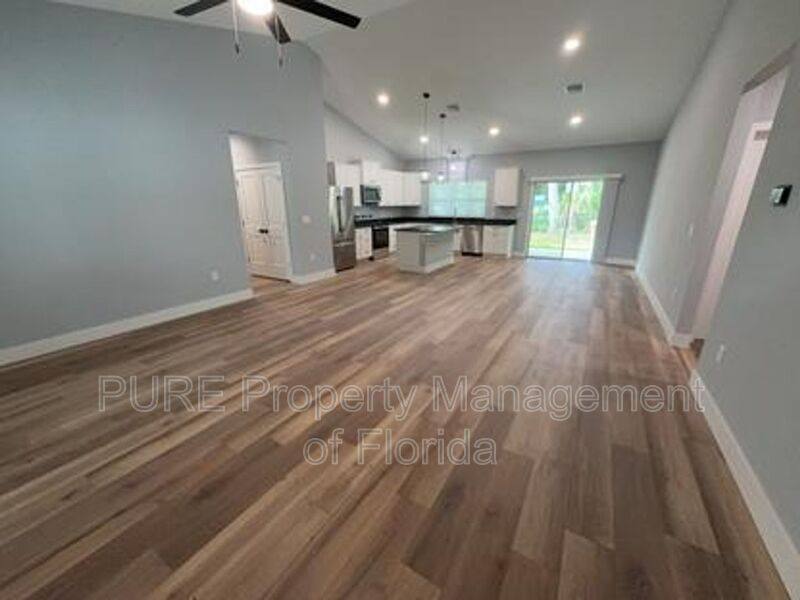 House for rent at 6001 SE 4th Place, Ocala, FL 34472