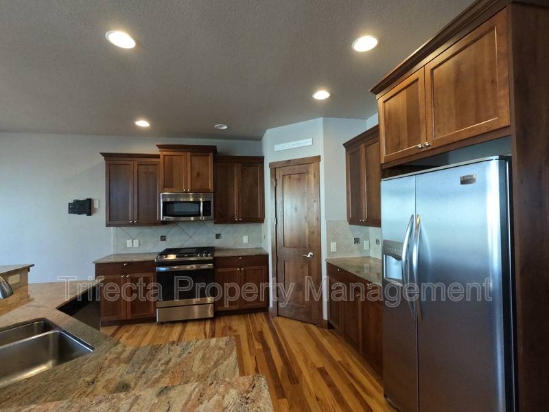 House for rent at 1032 Hessen Dr, Fort Collins, CO 80524