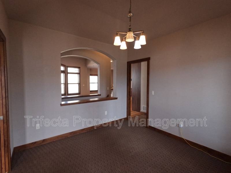 House for rent at 1032 Hessen Dr, Fort Collins, CO 80524