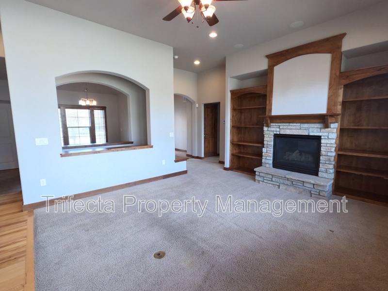 House for rent at 1032 Hessen Dr, Fort Collins, CO 80524