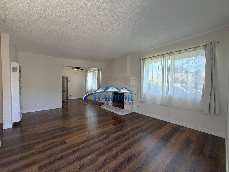 Apartment for rent at 577 W 4th St, San Pedro, CA 90731