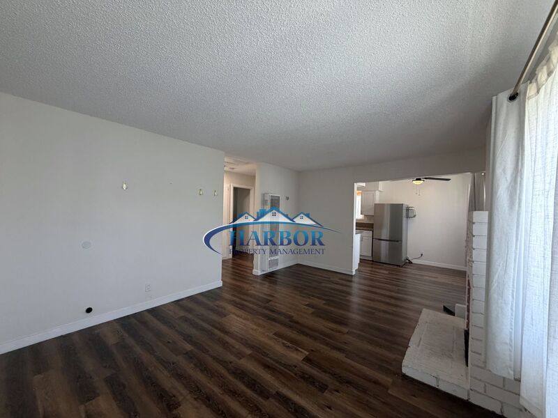 Apartment for rent at 577 W 4th St, San Pedro, CA 90731