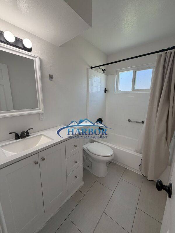 Apartment for rent at 577 W 4th St, San Pedro, CA 90731