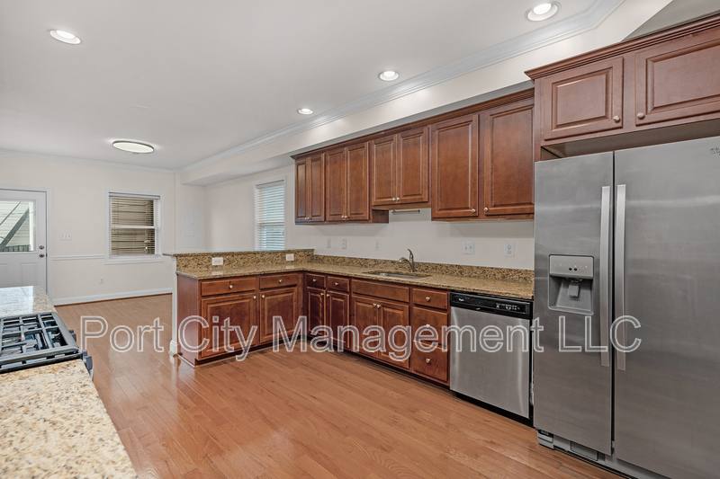 Townhouse for rent at 2 W Clement St, Baltimore, MD 21230