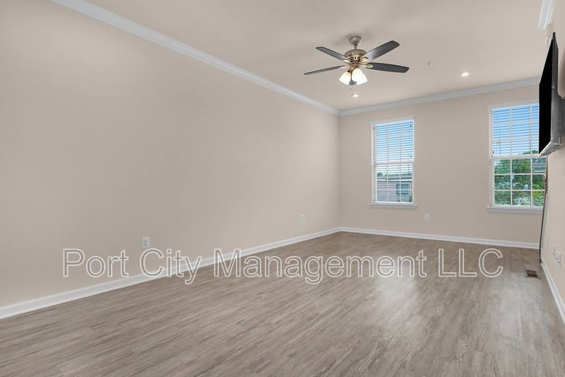 Townhouse for rent at 133 S Macon St, Baltimore, MD 21224