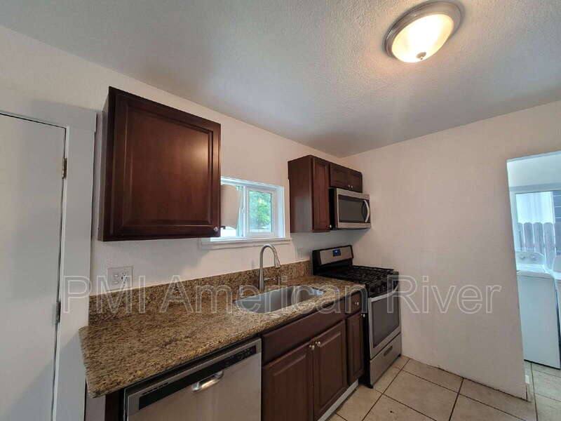 Apartment for rent at 3116 40th St #B, Sacramento, CA 95817