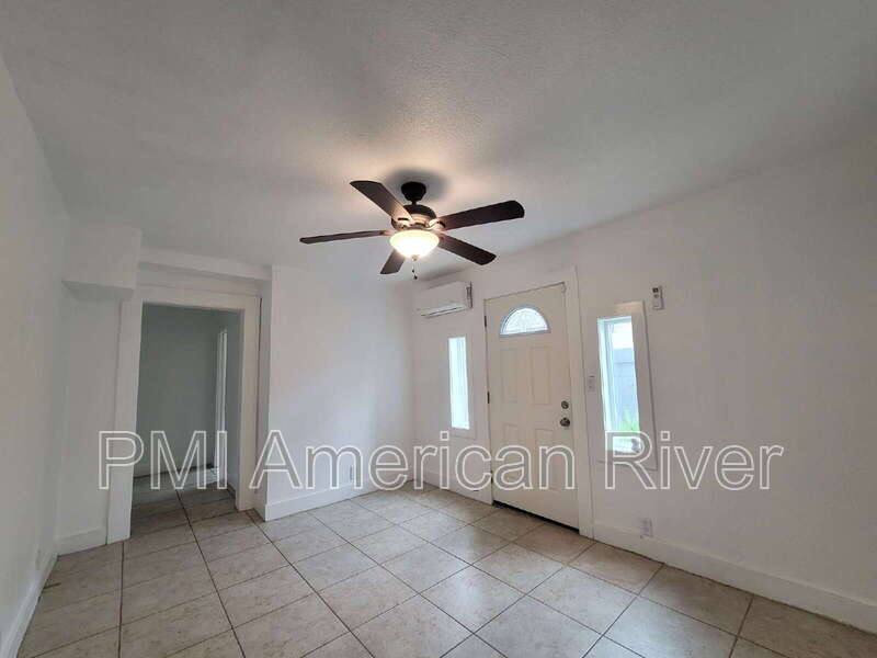 Apartment for rent at 3116 40th St #B, Sacramento, CA 95817
