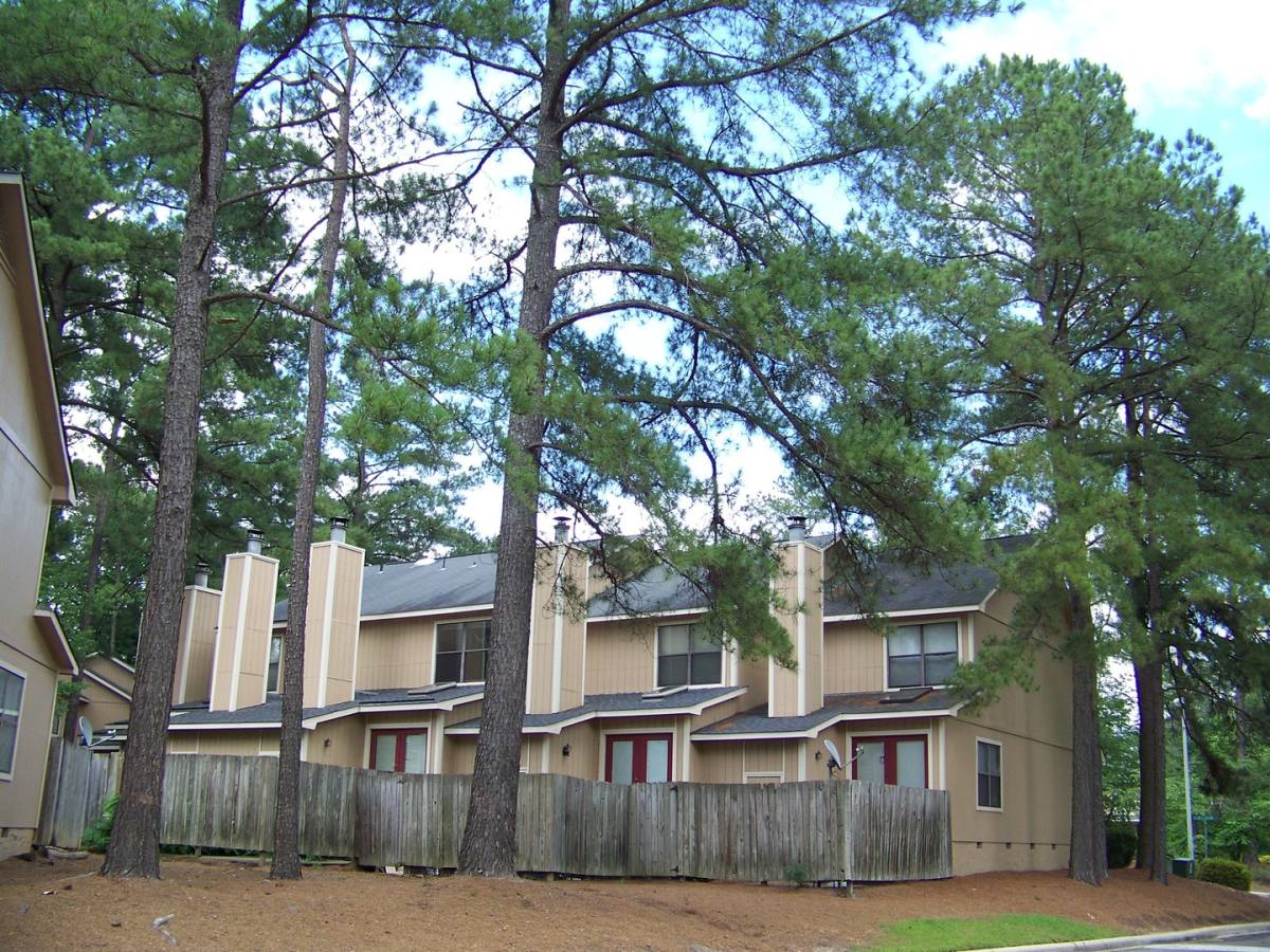 Townhouse for rent at 1198 Windham Court, Fayetteville, NC 28303
