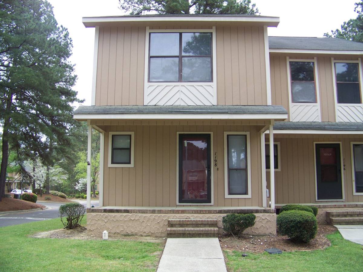 Townhouse for rent at 1198 Windham Court, Fayetteville, NC 28303