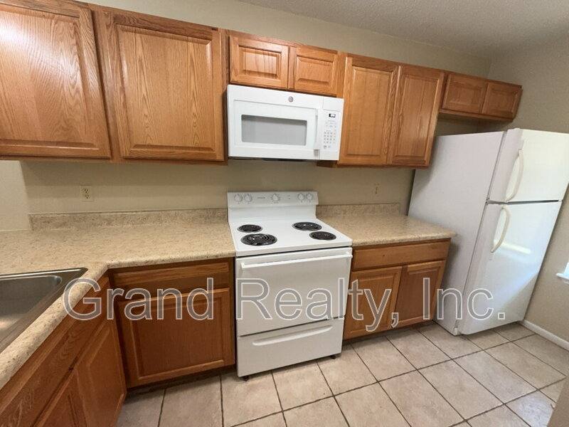 Apartment for rent at 5385 E Avenida De Golf, Milton, FL 32571