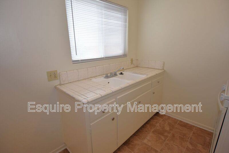 Apartment for rent at 2050 N Ventura Rd #2, Oxnard, CA 93036