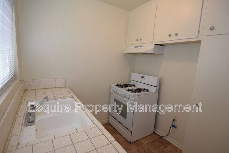 Apartment for rent at 2050 N Ventura Rd #2, Oxnard, CA 93036
