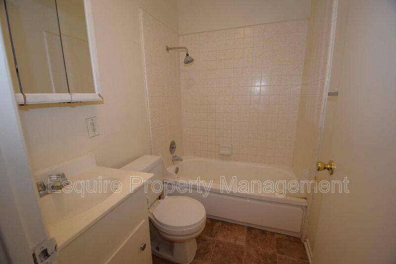 Apartment for rent at 2050 N Ventura Rd #2, Oxnard, CA 93036