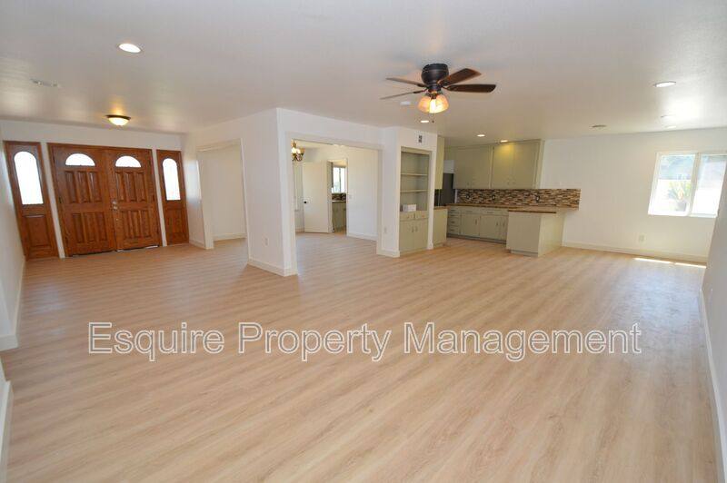 House for rent at 13515 W Telegraph Rd, Santa Paula, CA 93060