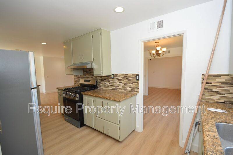 House for rent at 13515 W Telegraph Rd, Santa Paula, CA 93060