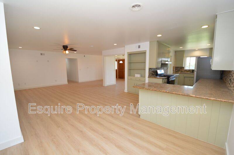 House for rent at 13515 W Telegraph Rd, Santa Paula, CA 93060