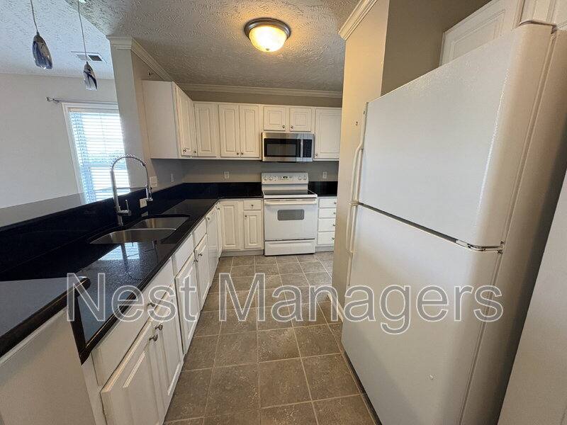 House for rent at 3330 Harbour Pointe Place #12, Fayetteville, NC 28314