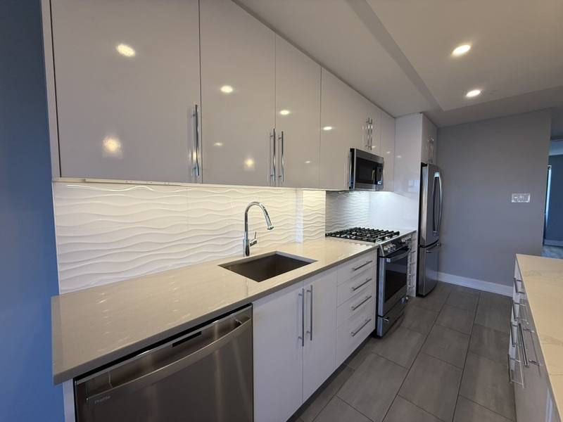 Condo for rent at 1245 13th St NW #607, Washington, DC 20005