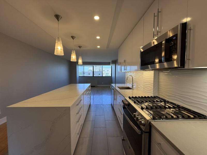 Condo for rent at 1245 13th St NW #607, Washington, DC 20005