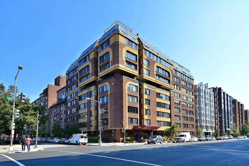 Condo for rent at 1245 13th St NW #607, Washington, DC 20005