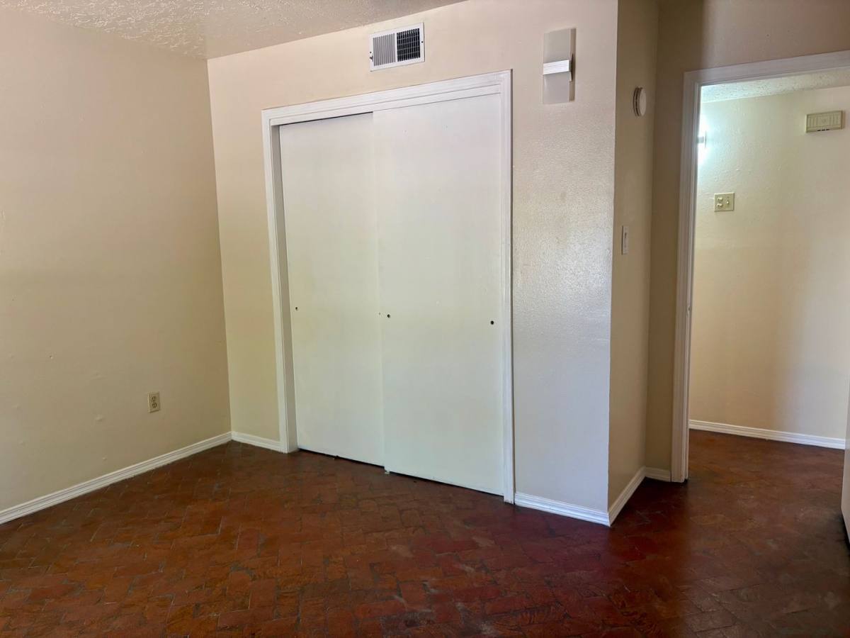 Apartment for rent at 604 Arno St NE, Albuquerque, NM 87102