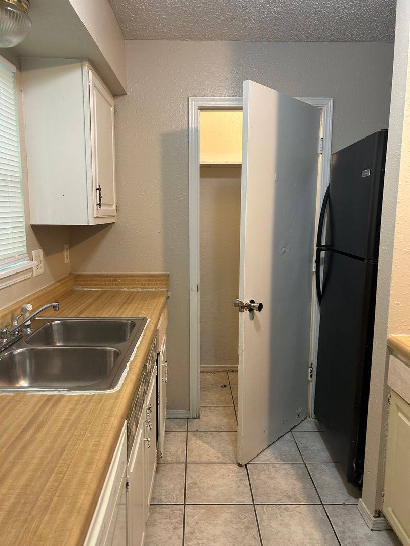 Apartment for rent at 1602-1605 Juniper Circle, Springdale, AR 72764