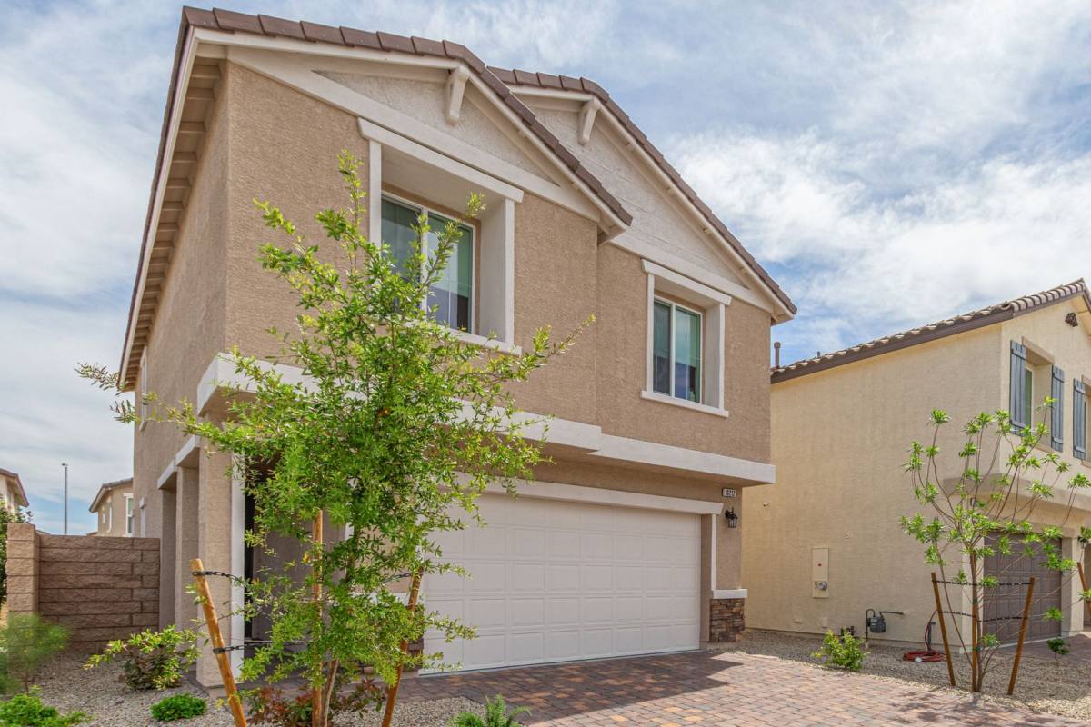 House for rent at 10212 Starlit Canyon Court, Las Vegas, NV 89141