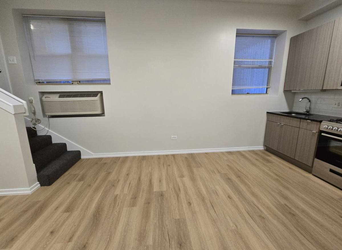 Apartment for rent at 5051 N Kenmore Ave, Chicago, IL 60640