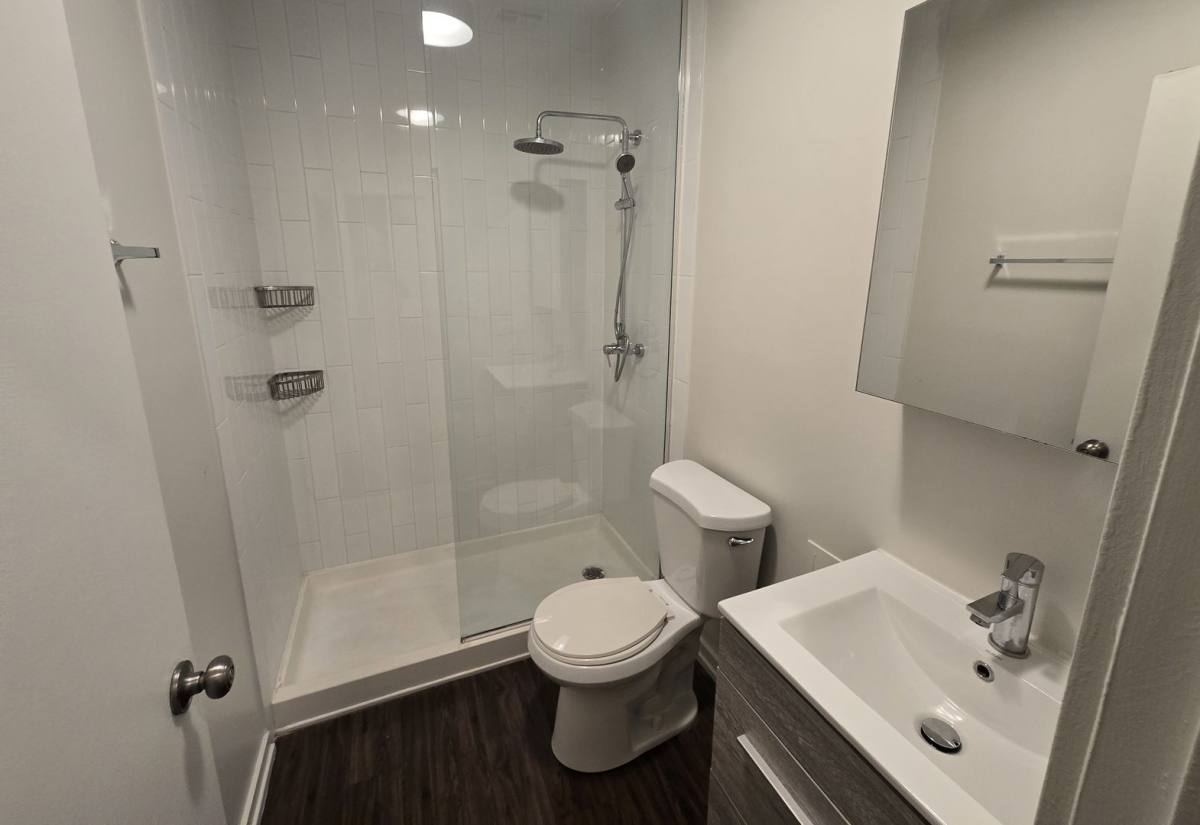 Apartment for rent at 5051 N Kenmore Ave, Chicago, IL 60640