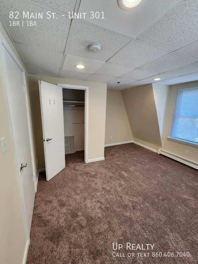 Apartment for rent at 82 Main St, East Hampton, CT 06424