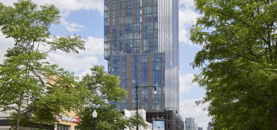 Apartment for rent at 1475 N Kingsbury, Chicago, IL 60642