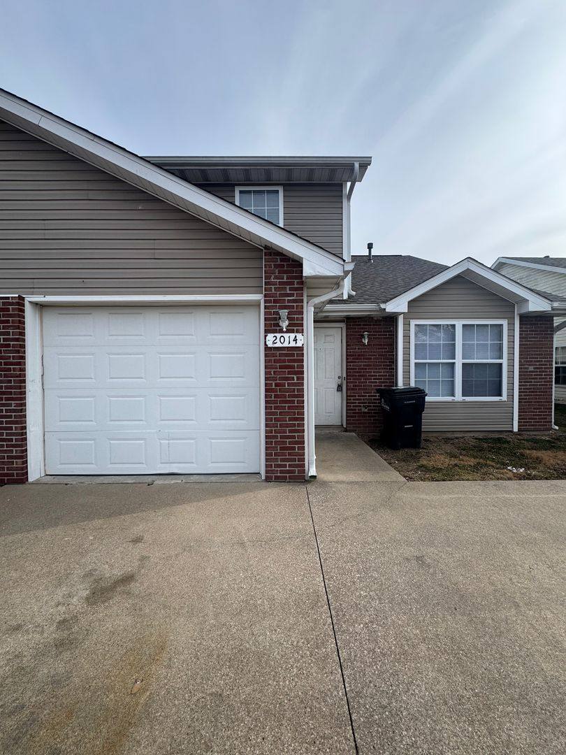 Apartment for rent at 2012-2014 Arlene Dr, Columbia, MO 65203