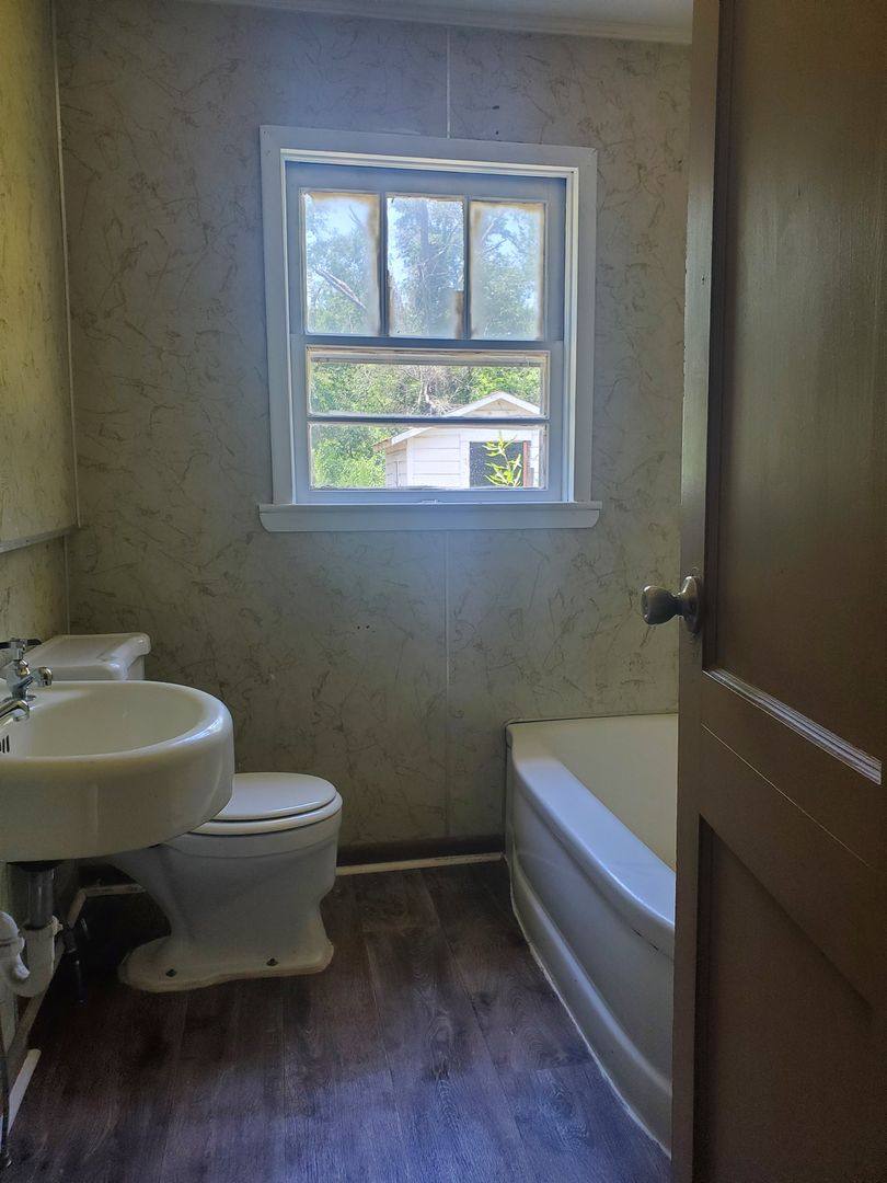 House for rent at 310 Savannah Ave, East Dublin, GA 31027