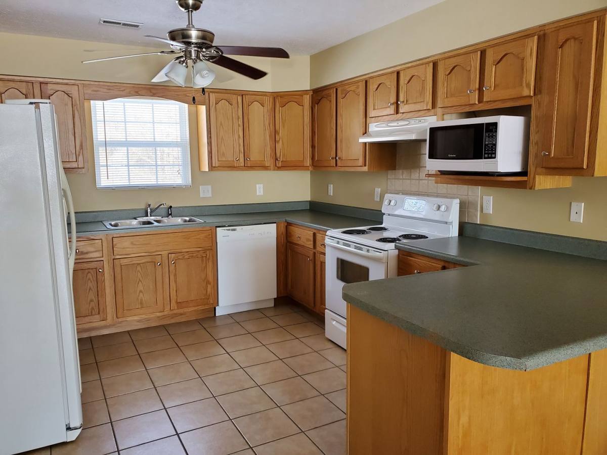 Apartment for rent at 1403 Guardian Place, Marion, IL 62959