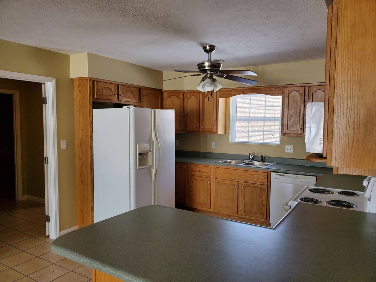 Apartment for rent at 1403 Guardian Place, Marion, IL 62959